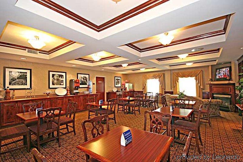格林斯伯罗东/麦克莱恩斯维尔汉普顿酒店 McLeansville 餐厅 照片